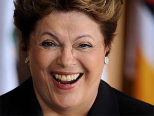 Dilma despenca até 13 pontos no Ibope